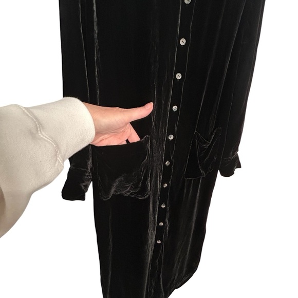 J. Jill Vtg. Black Velvet Long Line Button-Up Duster Coat/Cardigan Sz 6P - Picture 11 of 14